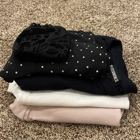 Bundle 5 Crop tops | XS - S | Garage | SHEIN | Bear Dance | SWS Essentials - Picture 8 of 16